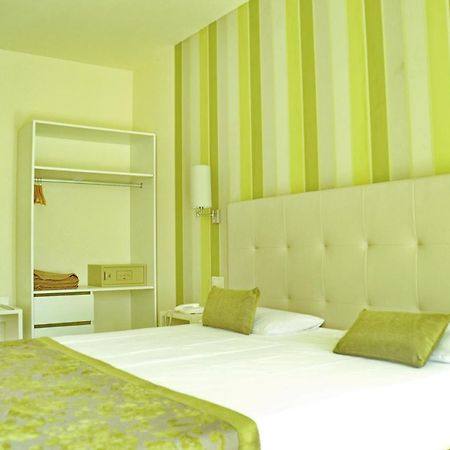 Ouril Hotel Julia Santa Maria Luaran gambar