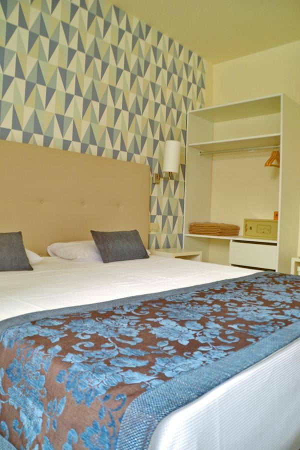 Ouril Hotel Julia Santa Maria Luaran gambar