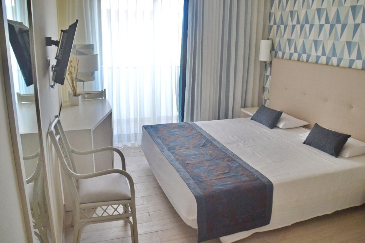 Ouril Hotel Julia Santa Maria Luaran gambar